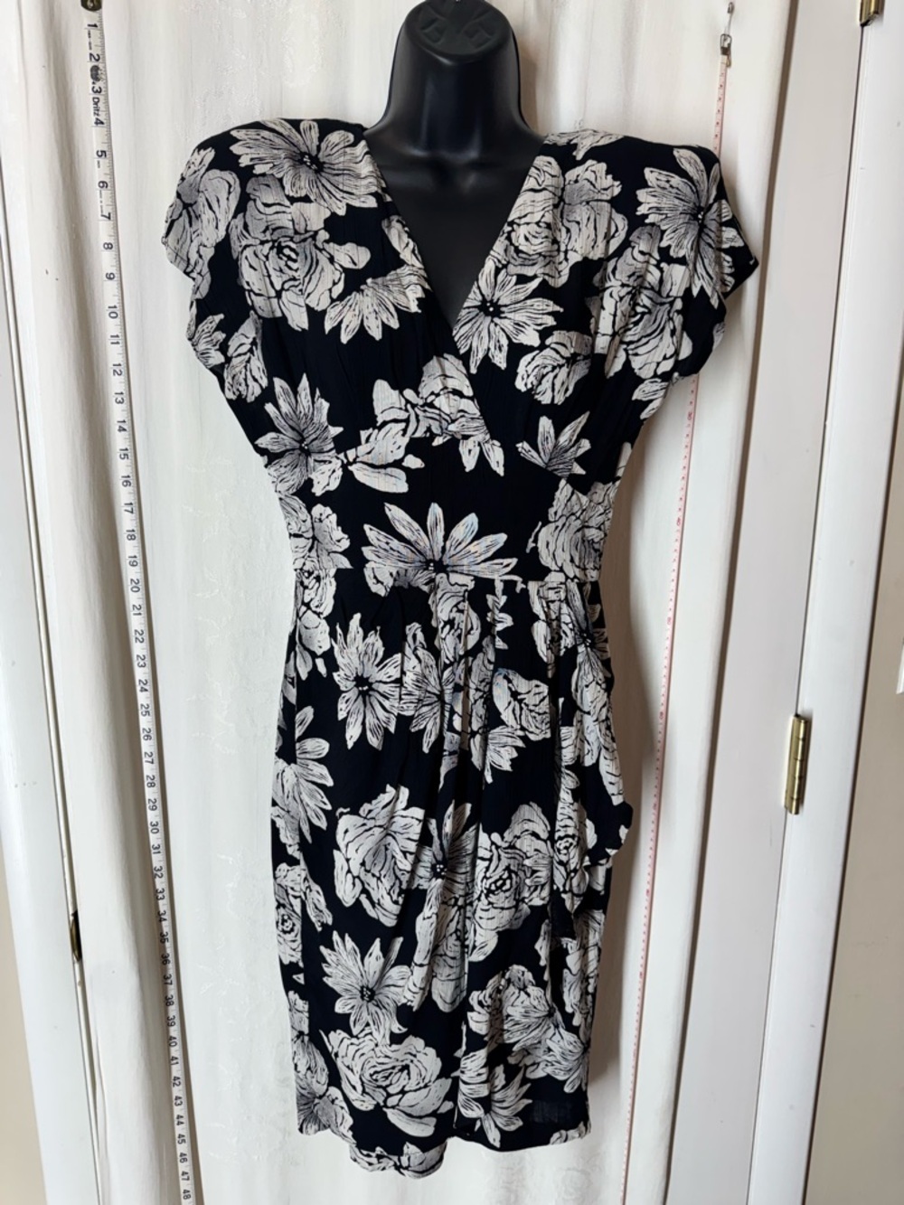 Vintage Floral Phoebe Petite Dress